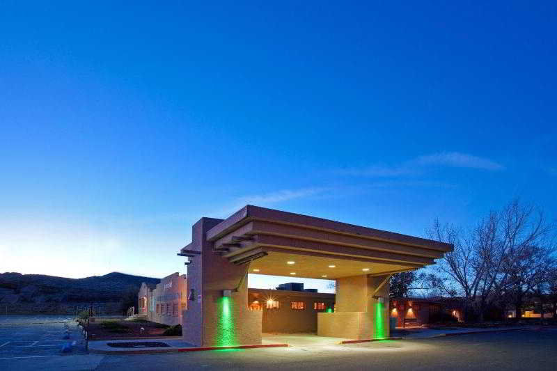 Holiday Inn Canyon De Chelly-Chinle By Ihg Ngoại thất bức ảnh